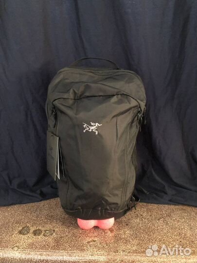 Arcteryx Mantis 26 L + сумка Mantis 2