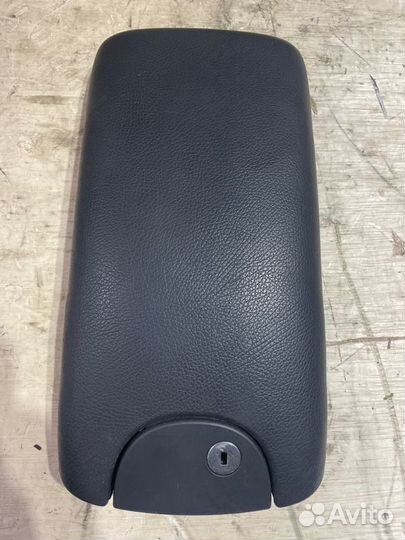 Подлокотник Mercedes-Benz Clk-Class C209 M112E26