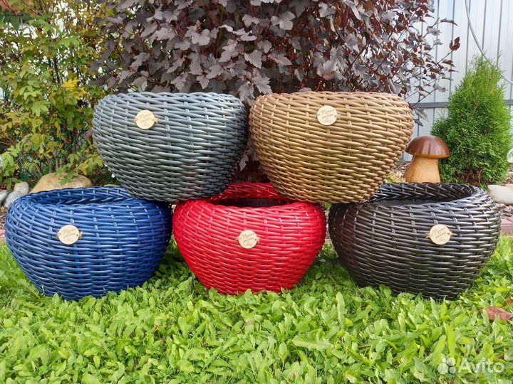 Кашпо из исскуственного ротанга