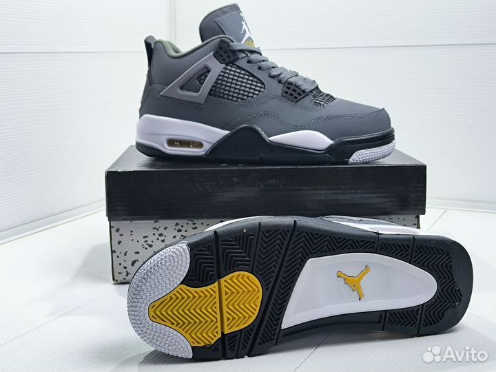 Кроссовки Nike air jordan 4