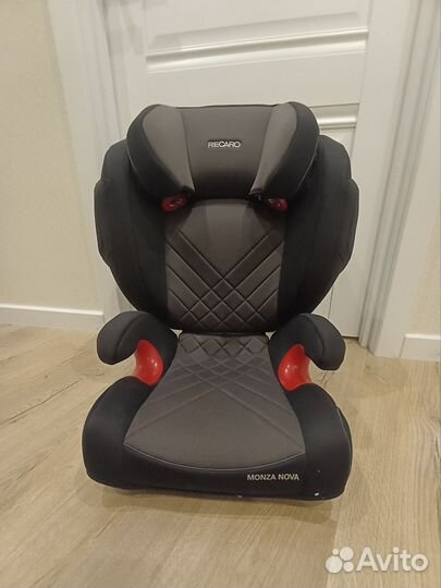 Автокоесло recaro monza nova
