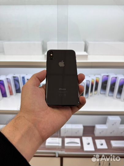 iPhone Xs, 64 ГБ