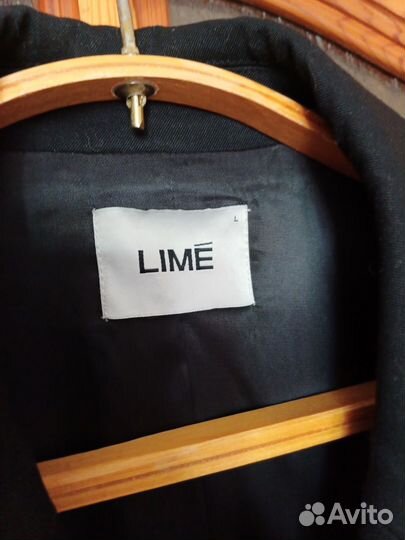 Пиджаки и жакеты женские 48 50