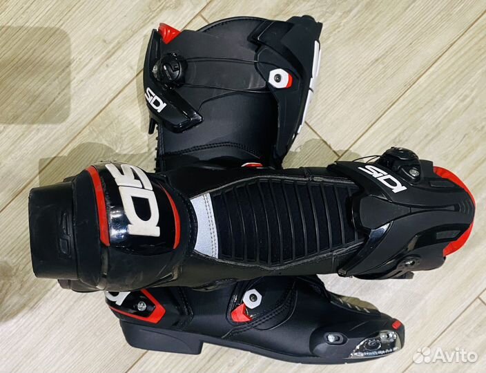 Кожаная куртка dainese, мотоботы sidi