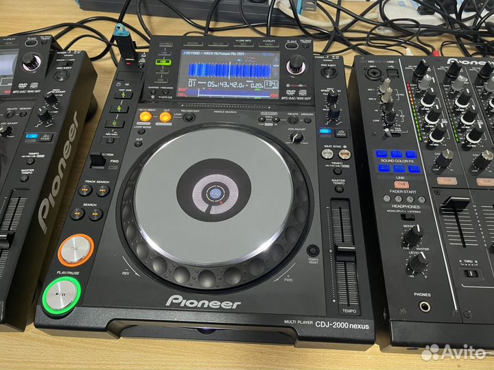 Микшерный пульт dj