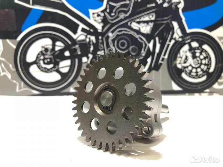 Масляный насос Suzuki GSX 1300 R Hayabusa Gen1