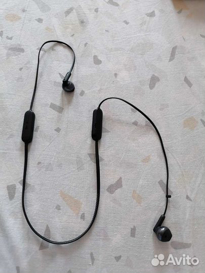 Bluetooth наушники Jbl Tune 215bt