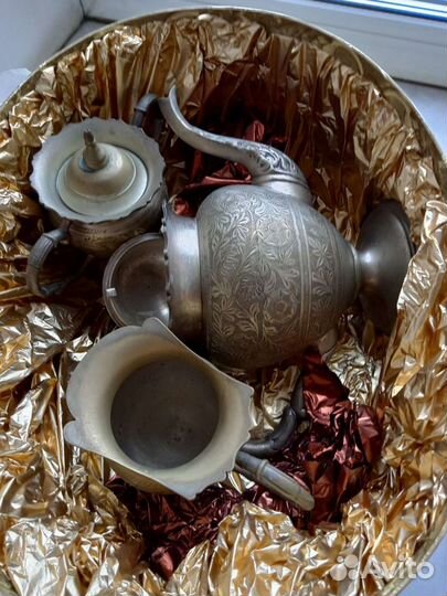 Набор посуды из латуни