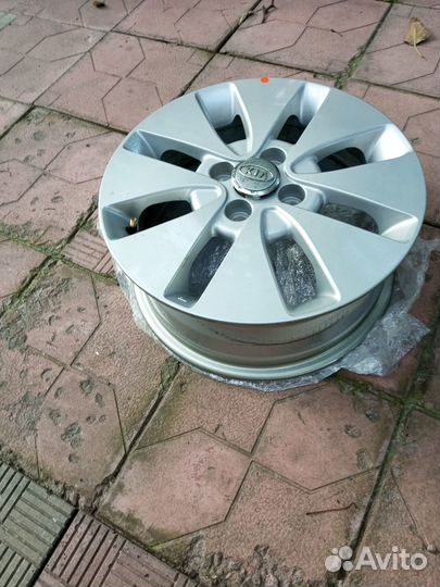 Kia Rio 3 диск R15 один