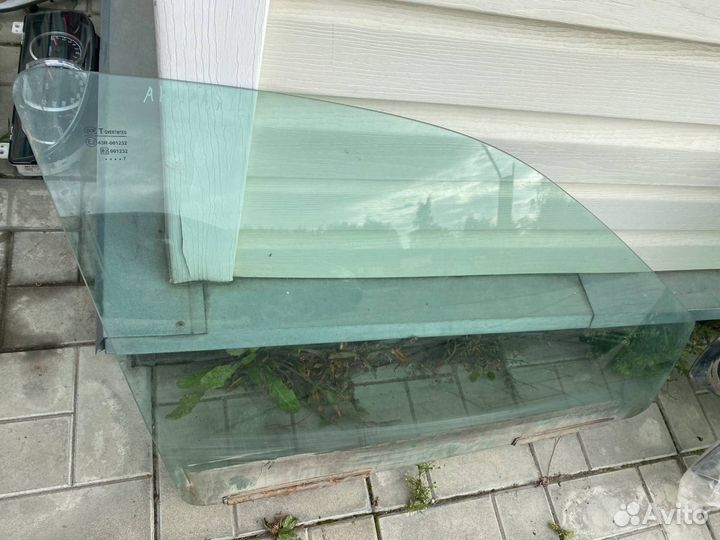 Стекло дверное переднее правое LADA Kalina седан