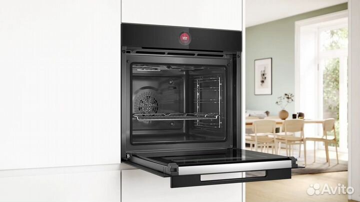 Электрический духовой шкаф Bosch HBG9742B1S