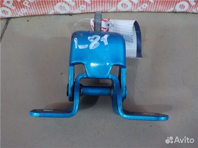 Петля двери верхняя задняя правая Mazda 3 BL Z6