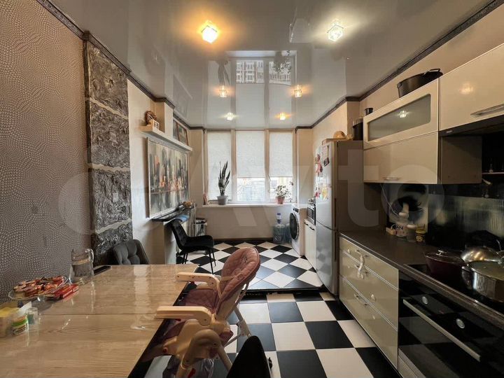 3-к. квартира, 82,9 м², 14/17 эт.