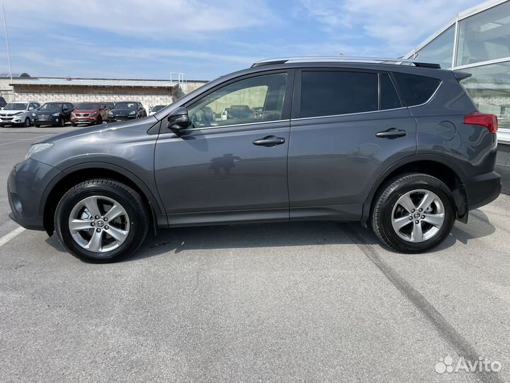 Toyota RAV4 2.5 AT, 2015, 146 308 км