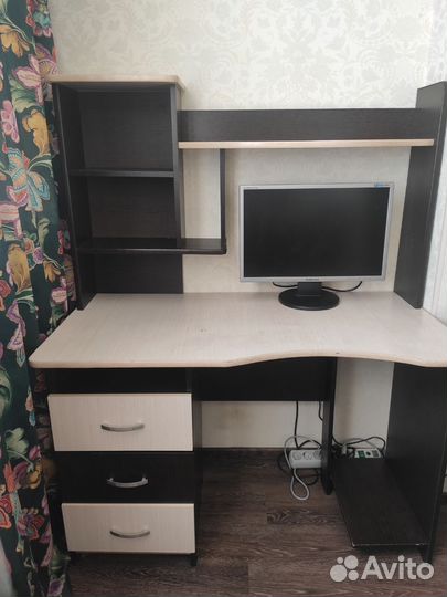 Компьютерный стол бу