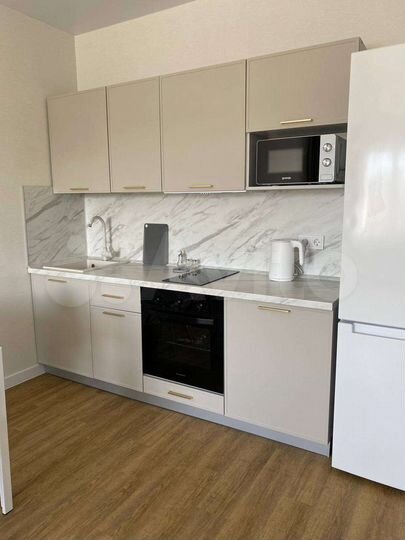 1-к. квартира, 42,7 м², 8/18 эт.