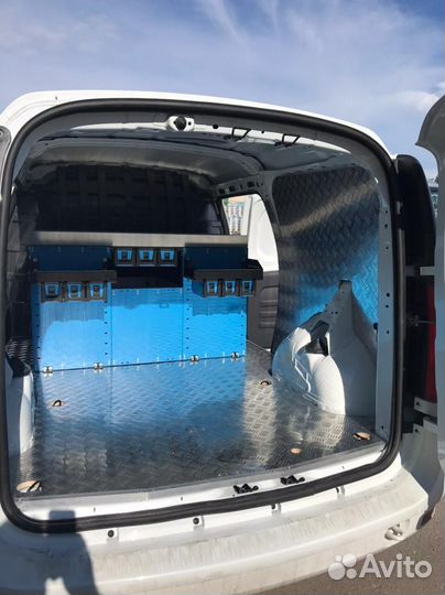 Обшивка кузова Лада Ларгус