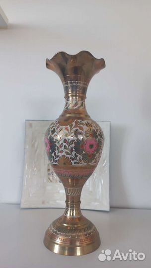 Вазы из латуни Индия