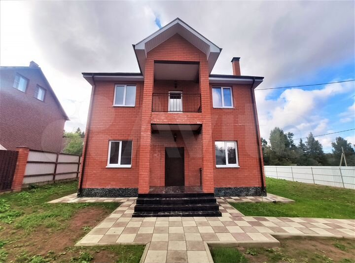 Дом 200 м² на участке 10,3 сот.
