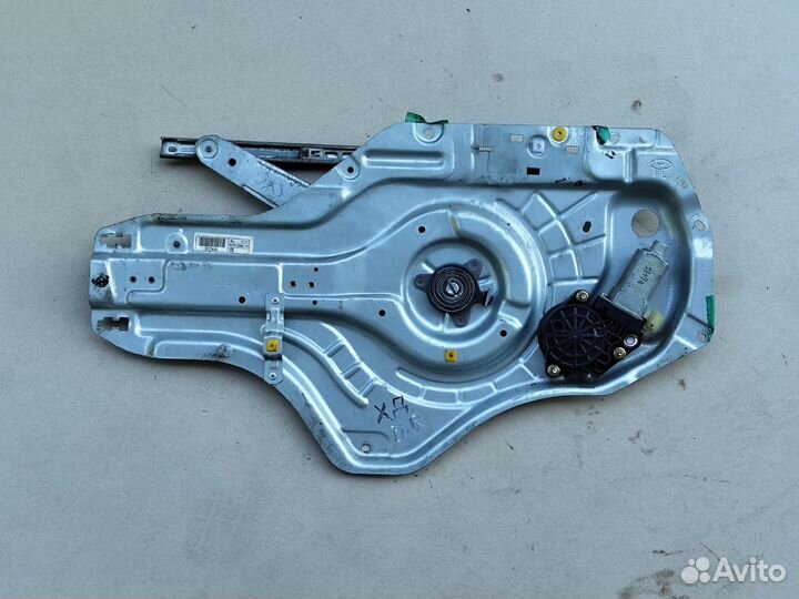 Стеклоподъемник передний левый Hyundai Elantra XD