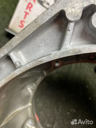 Корпус (колокол) кпп на Mitsubishi Pajero, V45W