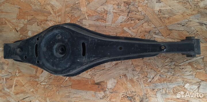 Нижний рычаг Volkswagen Passat B6