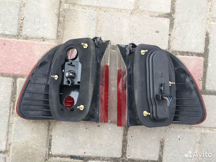 Фонарь задний наружний на BMW E39 универсал