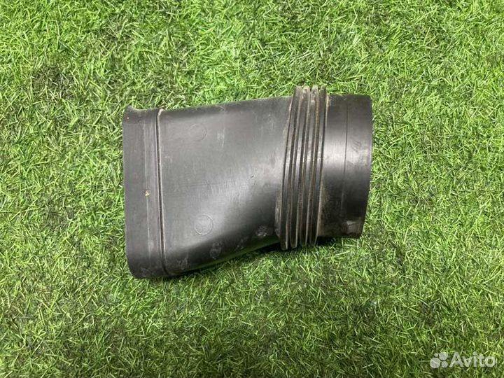 Патрубок воздушного фильтра Bmw 5 F10 3.0 N52 2011