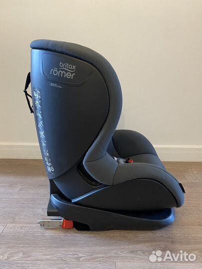 Автомобильное кресло britax romer trifix2 i-size