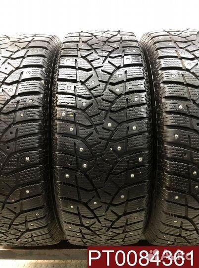 Bridgestone Blizzak Spike-01 215/60 R16 98H