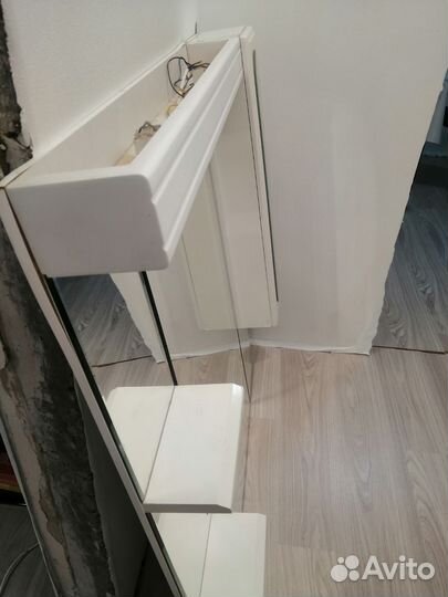 Зеркало шкаф в ванную с подсветкой