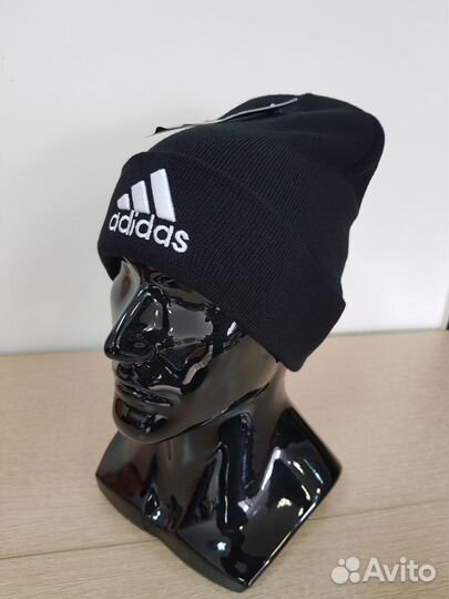 Шапка adidas черная новая