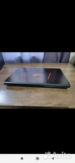 Мощный игровой ноутбук с подсветкой клавиатуры