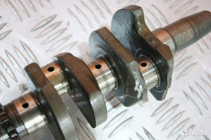 Коленвал Suzuki Bandit 250V-2