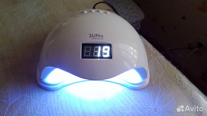 LED лампа для маникюра