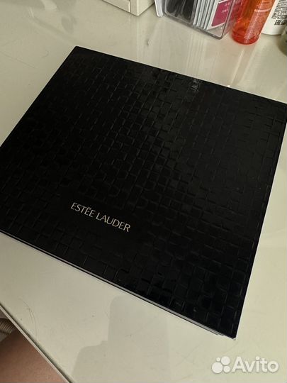Estee lauder тени со сменными блоками