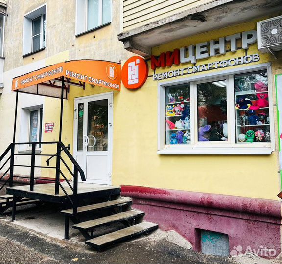 Ремонт телефонов, iPhone, Xiaomi, Samsung и других