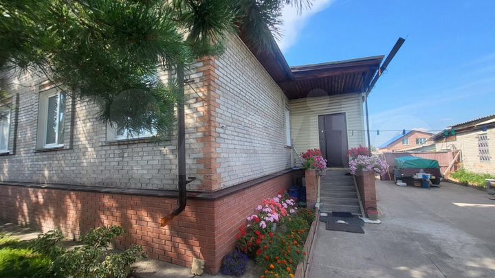 Дом 184,6 м² на участке 10 сот.