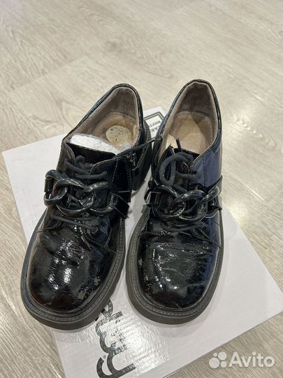 Обувь на девочку