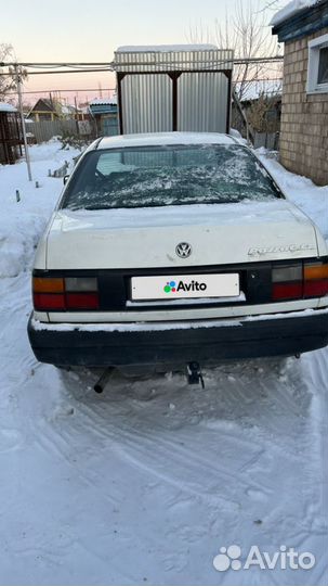 Volkswagen Passat, 1990