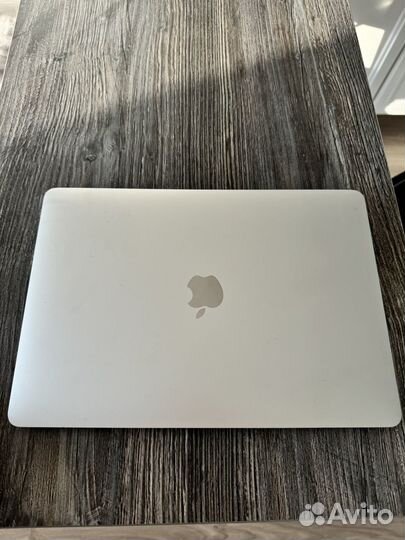 Apple Macbook Pro 2019 13 (Touch Bar) 256gb