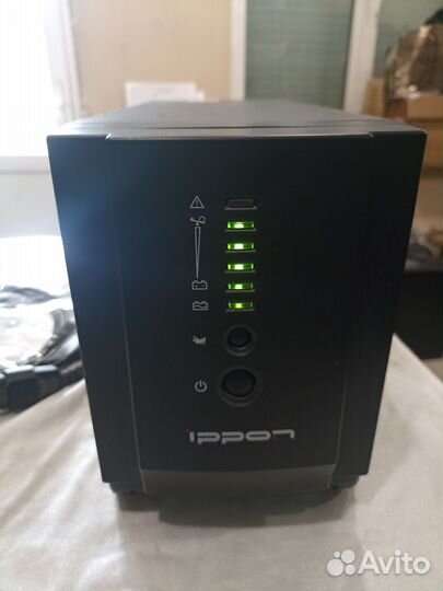 Источник бесперебойного питания Ippon Smart Power