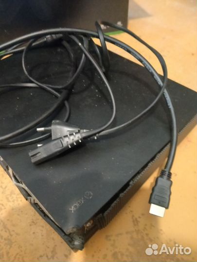 Игровая приставка хбокс one х