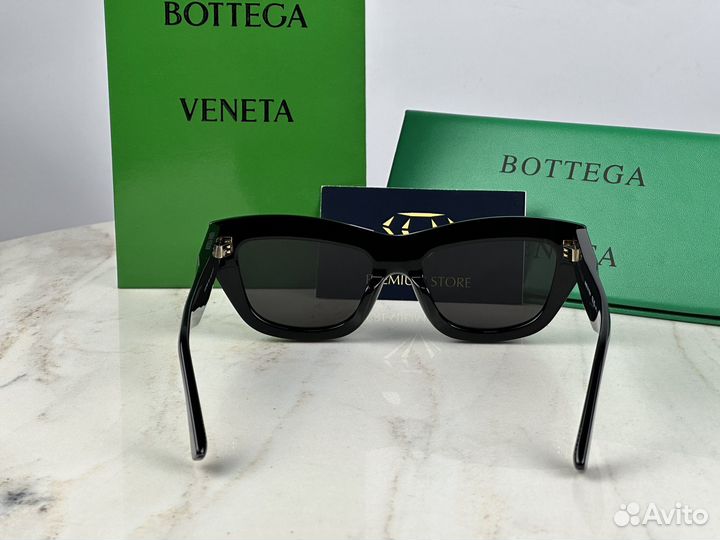 Очки Bottega Veneta