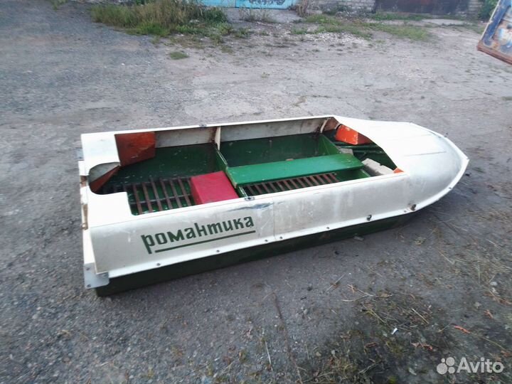 Лодка с мотором