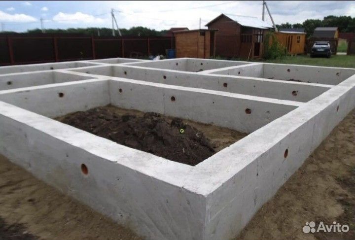 Бригада строителей