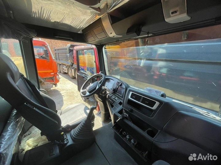 SITRAK ZZ3316V306ME, 2023