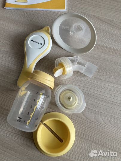 Молокоотсос medela