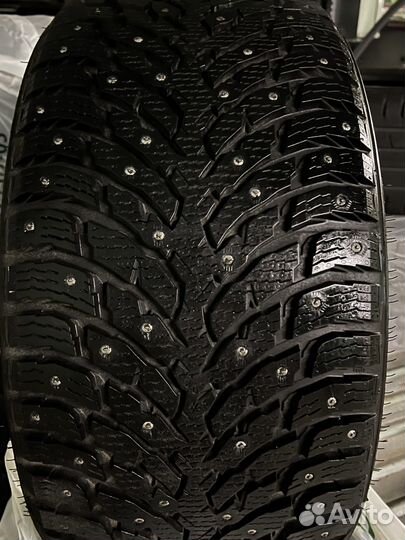 Nokian Tyres Hakkapeliitta 9 275/35 R20 102T