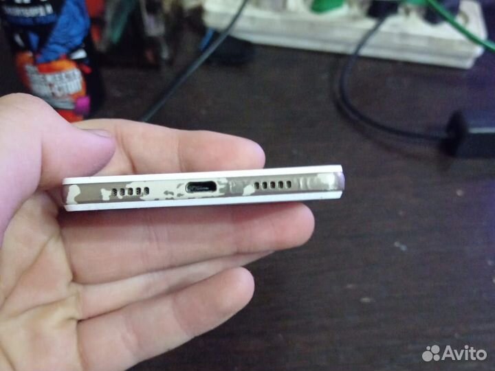 HUAWEI P8 Lite, 2/16 ГБ